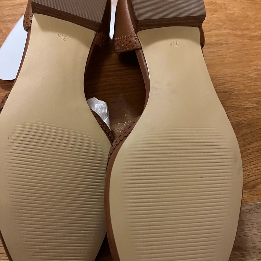 Talbots flats size 7